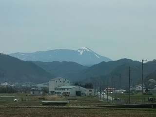004 17.04.20 信州日帰り旅 017 気になった山.jpg