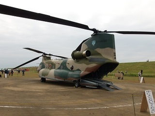 011 16.10.30 スカイフェスティバル 020 CH-47J.jpg